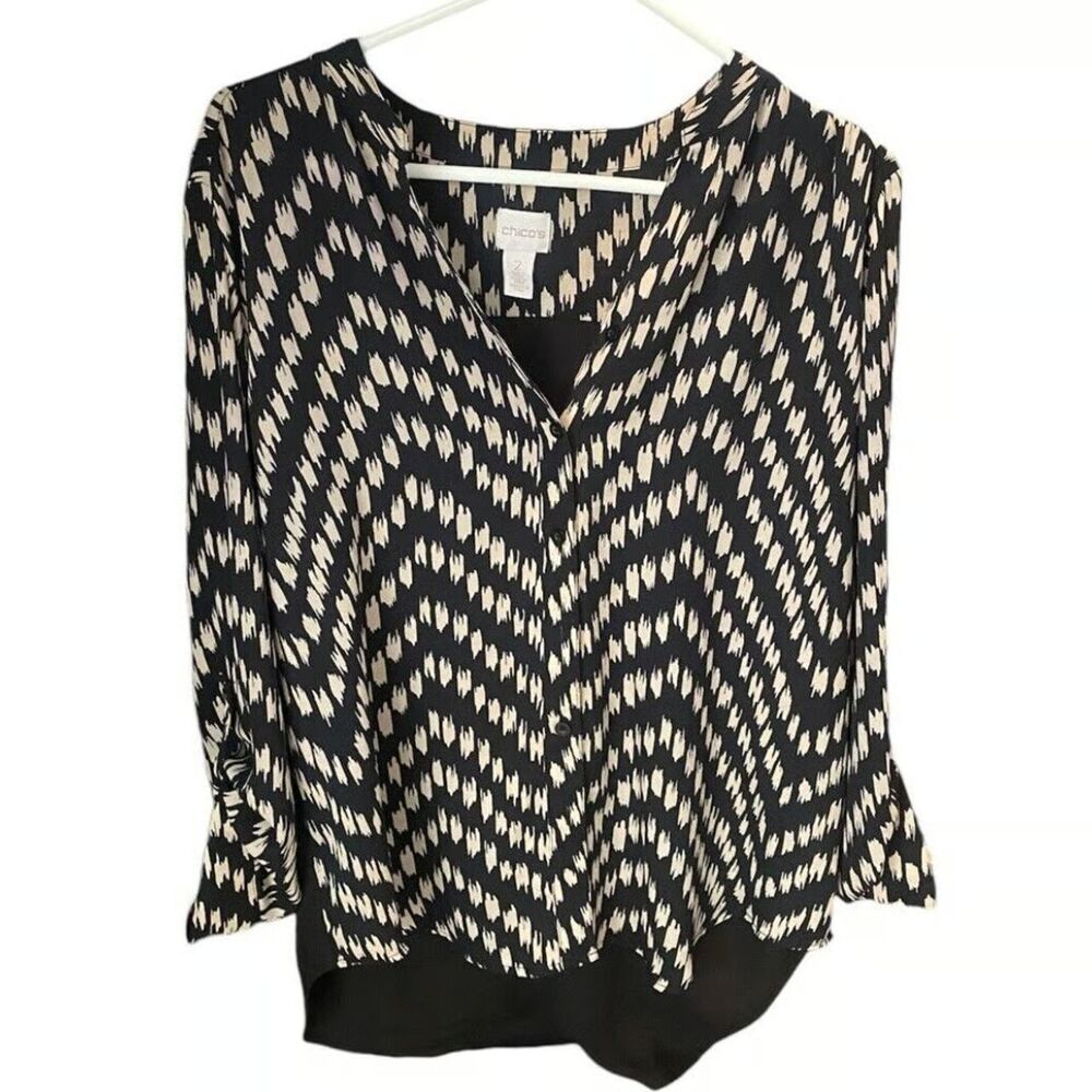 Chico’s Shirt Black Tan Geometric Print SZ 2 (L/12) High Low Hem Roll Tab Sleeve